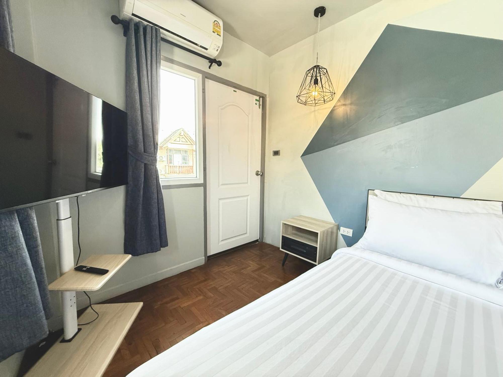 The August Hostel Τσιάνγκ Μάι Εξωτερικό φωτογραφία